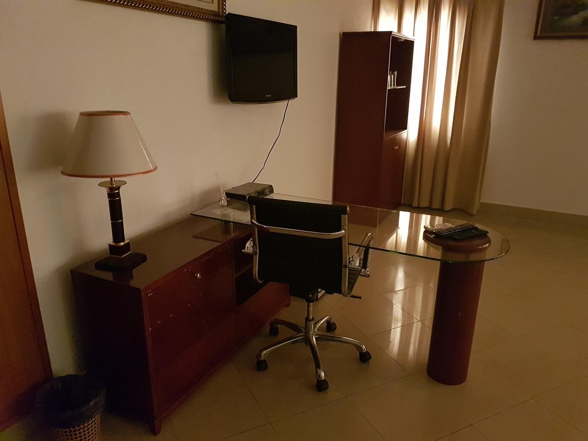 Palace Hotel Ouagadougou Esterno foto